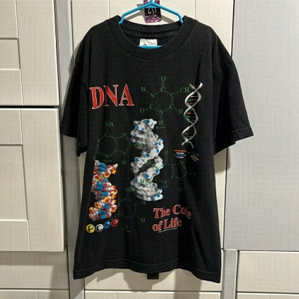Women’s T-shirt, DNA, the code of life size small, 1995 cotton expressions